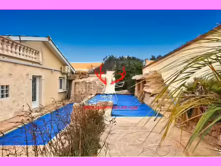 maison récente 174m² avec piscine et nombreuses dépendances - heyrieux