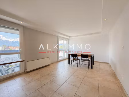 t3 en dernier étage