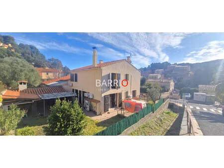 collioure maison 3 faces 130 m² avec jardin et garage