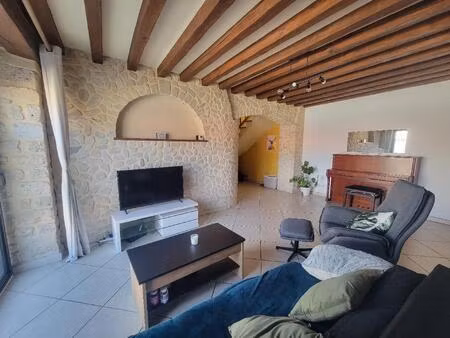 maison de ville familiale avec grande salle de vie