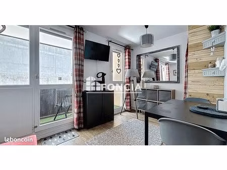 2 pièces cocooning aux menuires – skis aux pieds – vue dégagée – faibles charges