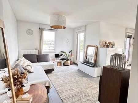 appartement t2 lumineux avec balcon  terrasse et grand parking - bessancourt éco-quartier