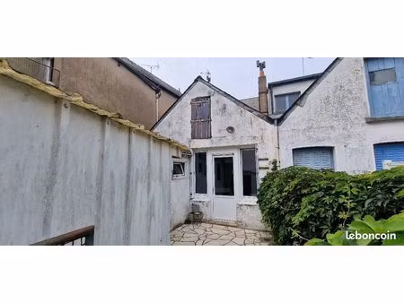 maison 6 pièces 110 m²