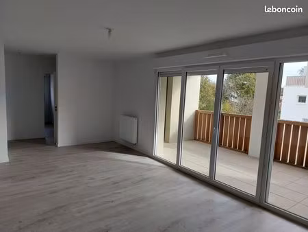 appartement t3 avec terrasse