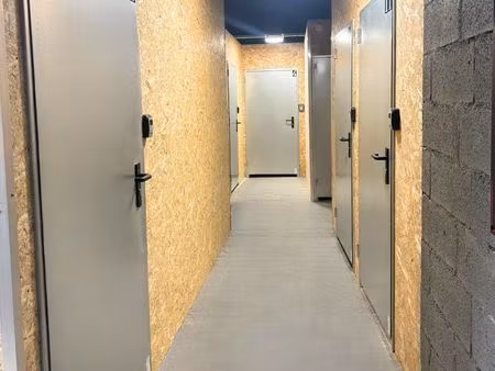 ? box à louer – narbonne centre – 8 m²