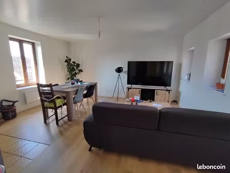 appartement f4 de 93m² - 3 chambres