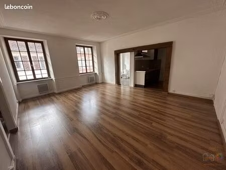 appartement 2 pièces 64 m²