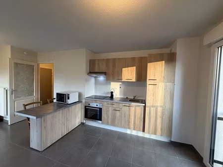 location meublée appartement 2 pièces 45.41 m² à sciez (74140)  1 050 €