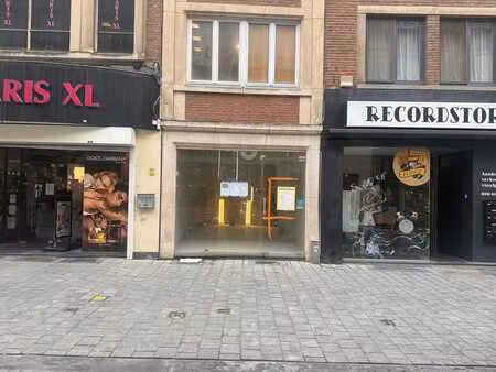 espace commercial au centre de louvain