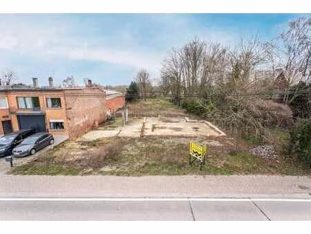 terrain à bâtir 18a avec vue dégagée