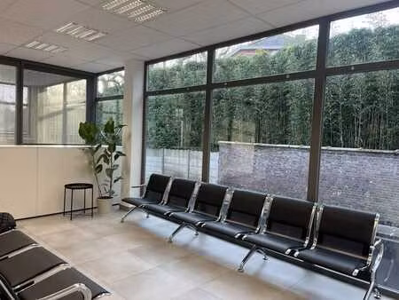 espaces de pratique (environ 18 m² - 22 m²) à louer à audena