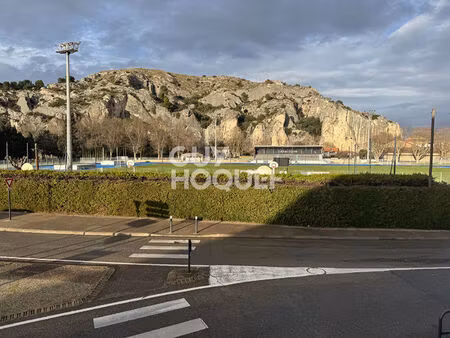 emplacement stratégique : local commercial cavaillon 131 m2