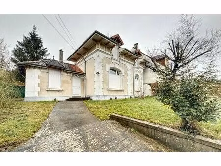 location maison  134.66 m² t-5 à le mans  1 600 €