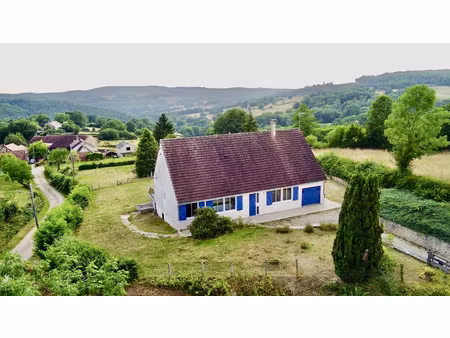 maison de plein pied avec vue panoramique.