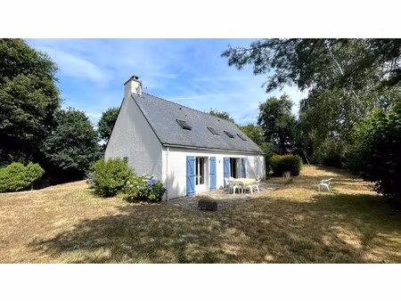 maison familiale dans une résidence privée à crac'h  au bord de l'eau et de la plage