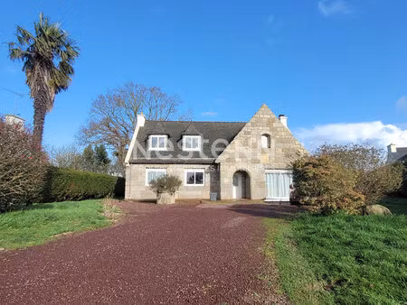 maison lanvollon en coeur de ville - 6 chambres 148 m2 - 2900 m² de terrain constructible