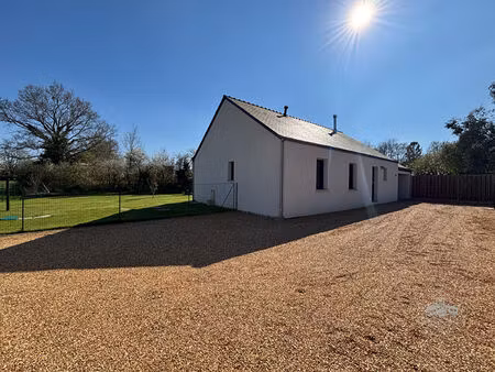 plain pied - 3 ch - centre bourg