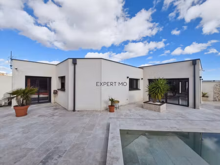 villa contemporaine avec piscine