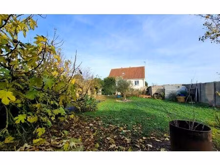 maison yèvre-la-ville 98.57 m² t-5 à vendre  140 000 €