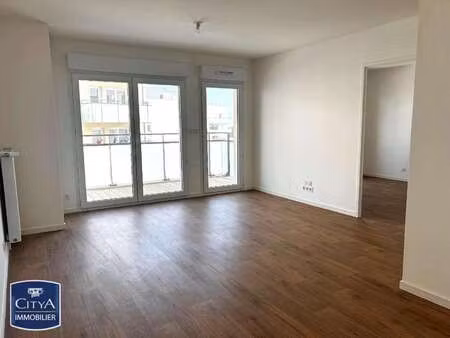 location appartement 2 pièces à concarneau (29900) : à louer 2 pièces / 43m² concarneau