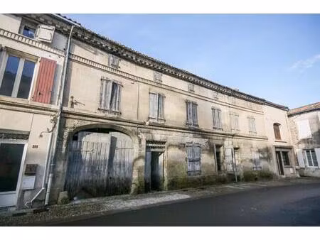 immeuble - 254 m² - roullet-saint-estèphe (16)