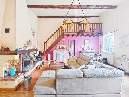 maison de 7 pièces de 142 m² à puivert