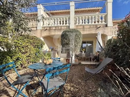 superbe duplex avec jardin à maussane les alpilles - exclusivit
