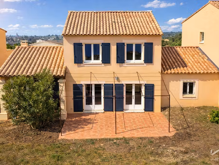 vente maison 5 pièces 111 m² à saint-remèze (07700)  249 000 €