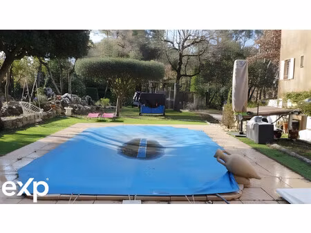 maison 152 m² avec piscine sur 3 780 m² de terrain à rougiers