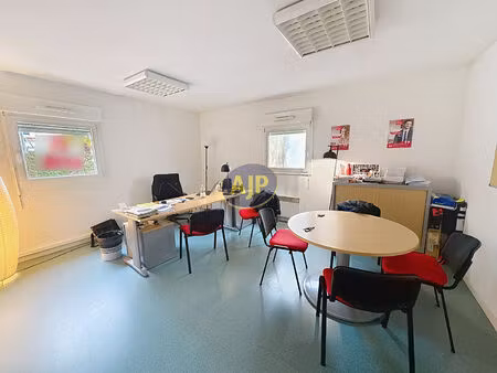 local d'activité merignac 4 pièce(s) 62.17 m2