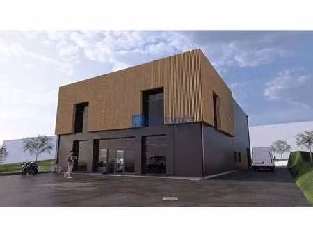 location bureaux et commerces à flers (61100) : à louer / 493m² flers