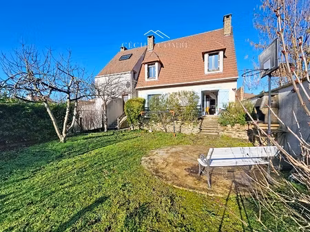 maison 7 pièces - 180 m²