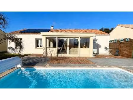 vente maison piscine à longeville-sur-mer (85560) : à vendre piscine / 102m² longeville-su
