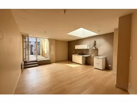 location appartement  m² t-3 à armentières  770 €