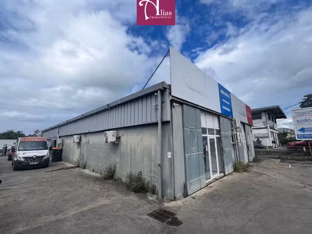 à louer - local commercial 330m2 - emplacement avec visibili