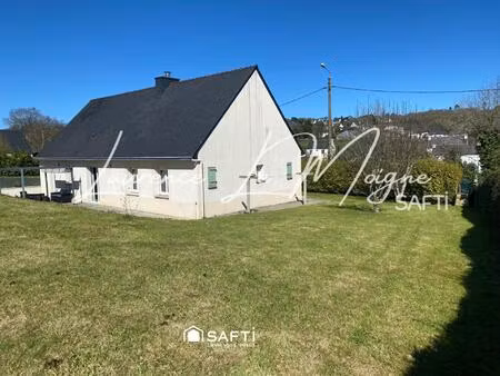 maison de plain pied  dans un environnement calme proche du centre
