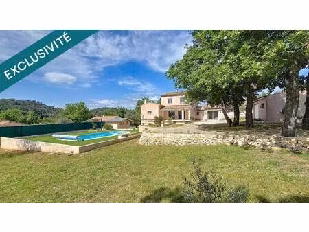 maison familiale parfaitement entretenue à saisir !