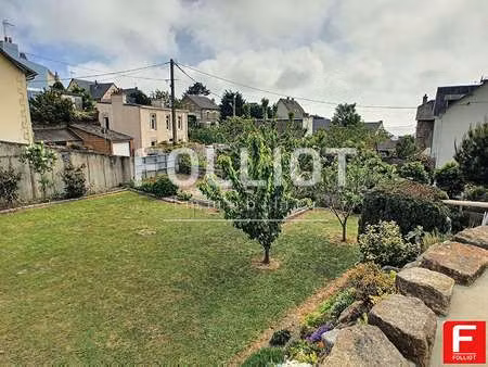 vente terrain à granville (50400) : à vendre / 218m² granville