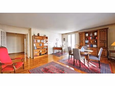 appartement 3 pieces avec box et cave