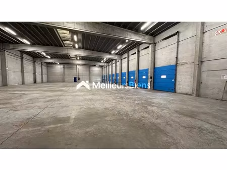 bâtiment industriel de 2500 m² dans le cit de roncq avec possibilité d’extension