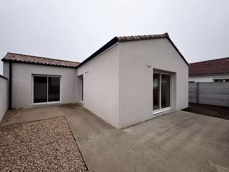 location maison à chaumes-en-retz (44320) : à louer / 82m² chaumes-en-retz