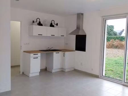 location maison à aucaleuc (22100) : à louer / 76m² aucaleuc