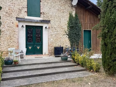 magnifique grange rénovée  6 pièces  212 m2  dépendances