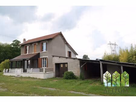 belle maison habitable de suite avec 2 ateliers  garage  jardin