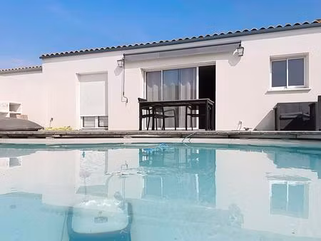 maison de plain-pied - 2019 - 83 m² - 3 chambres - jardin  piscine et garage