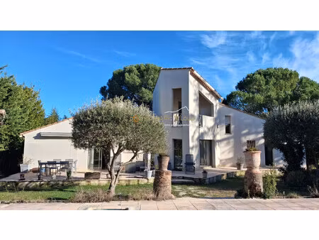 belle maison familiale aux portes de montpellier