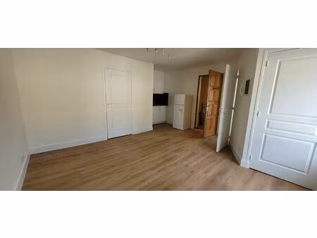 appartement 2 pièces 30 m² à louer poitiers 86000 ? | era immobilier