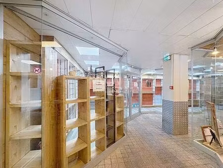 auron murs commerciaux centre station