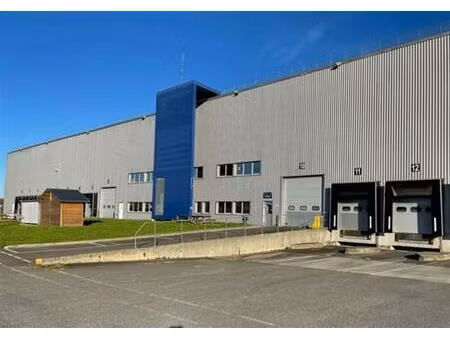 location entrepôt / local d'activités blanquefort 15 500 m²