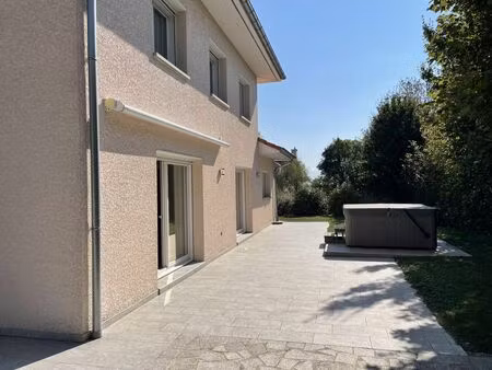 vente maison 6 pièces 185 m² thoiry (01710)